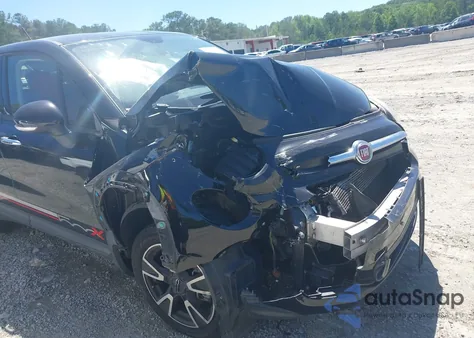 2016 Fiat 500X Easy z USA, uszkodzony, nr VIN ZFBCFXBT2GP347927